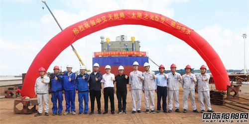 振華重工為中交天航局建造國(guó)內(nèi)首制余水處理船吉水