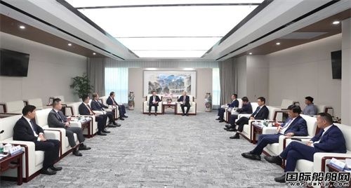 人民幣結(jié)算!全球最大集裝箱船船東力挺中國造船
