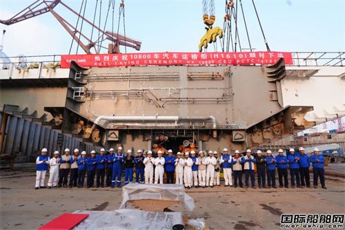 ��ߘ��촬�����´�ͬ���]