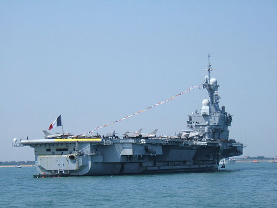 渦輪機機械故障致法國航母停航