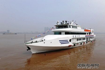 武漢航道局接收“航道1號”指揮船